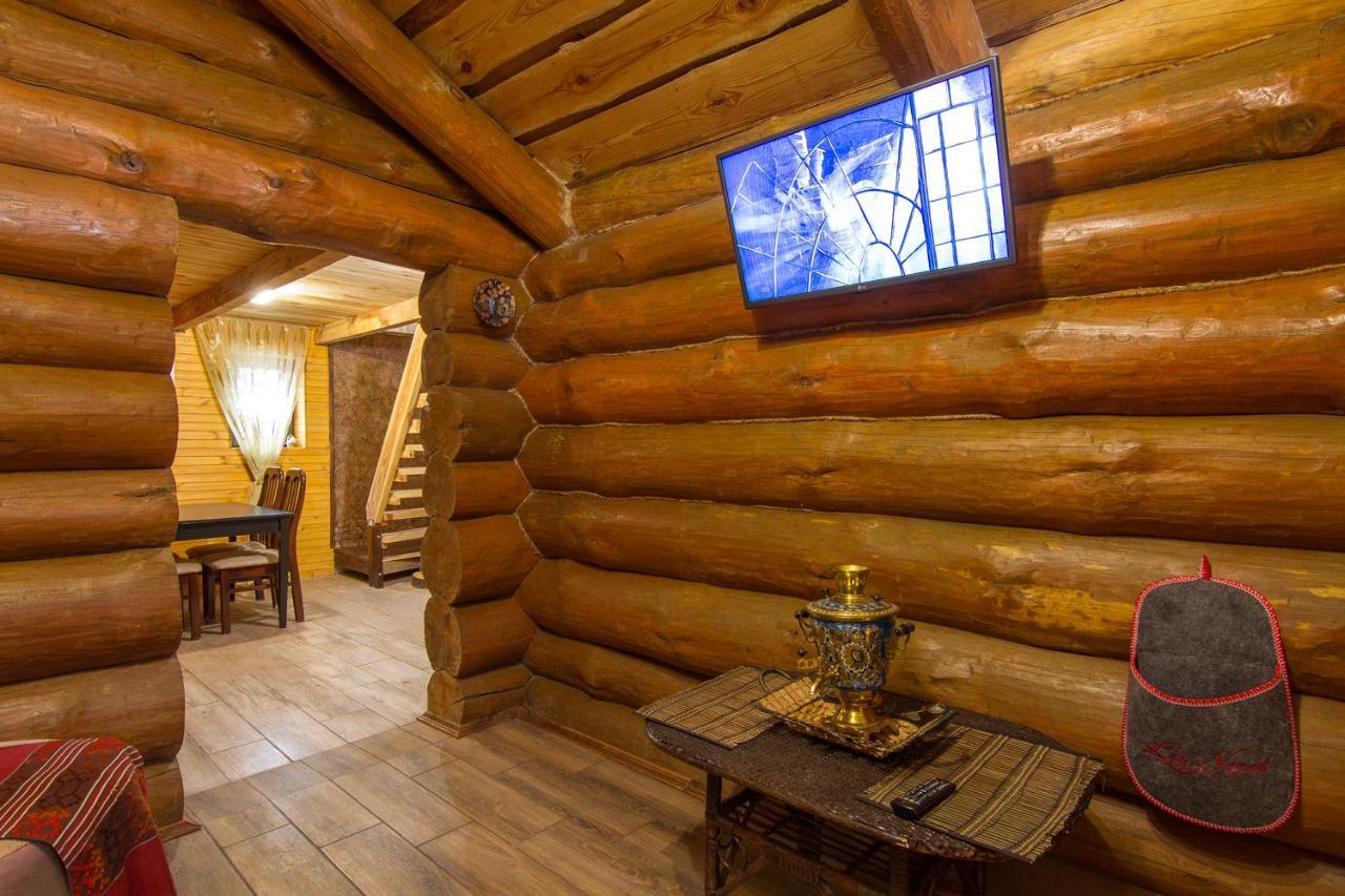 Дом С Сауной И Басейном На Теремках Hatne Exterior photo